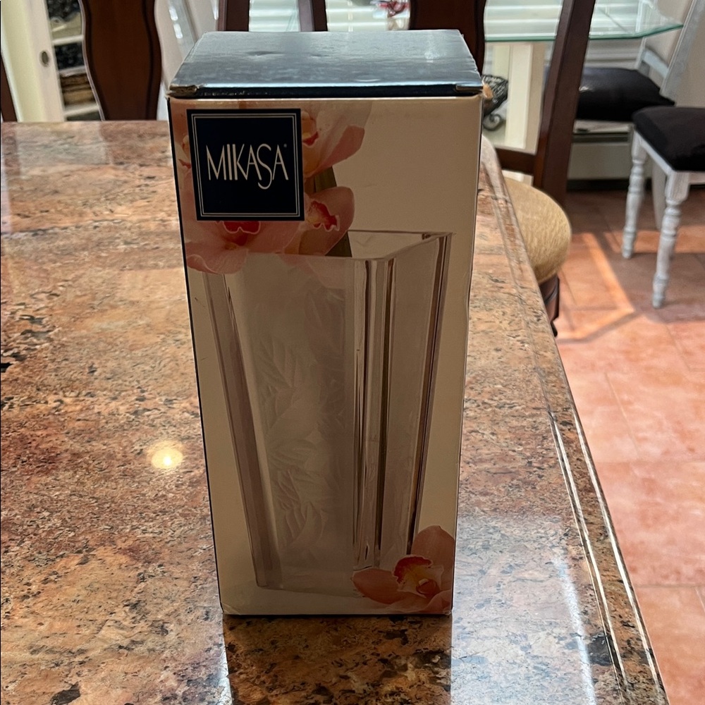 Mikasa Clear Floral-Etched Tall Glass Vase